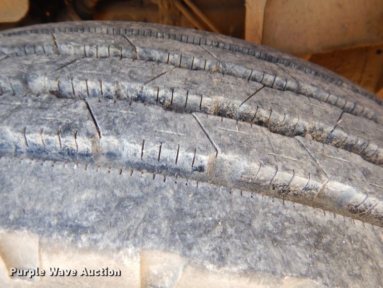 image for item GN9301 1988 GMC C6000 box truck