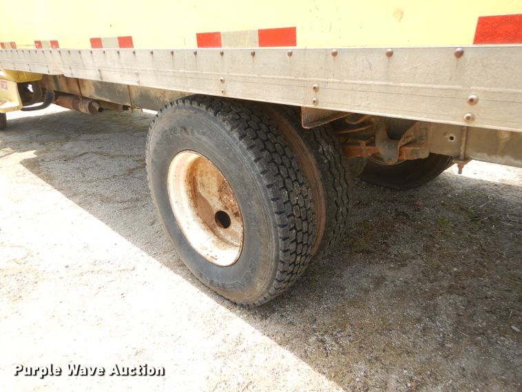 image for item GN9304 1986 GMC 7000 box truck