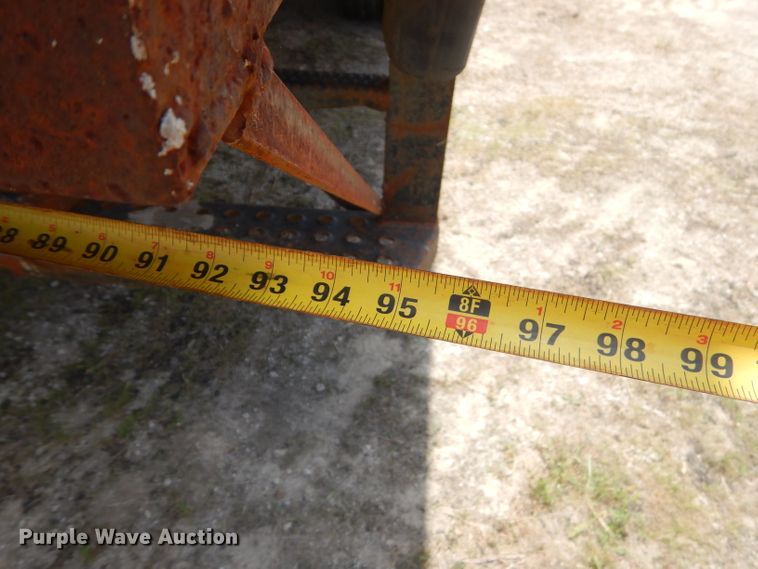 image for item GN9304 1986 GMC 7000 box truck