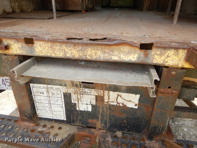 image for item GN9304 1986 GMC 7000 box truck