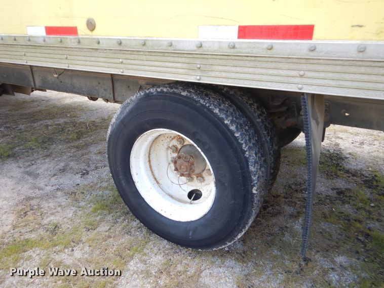 image for item GN9305 1986 GMC 7000 box truck