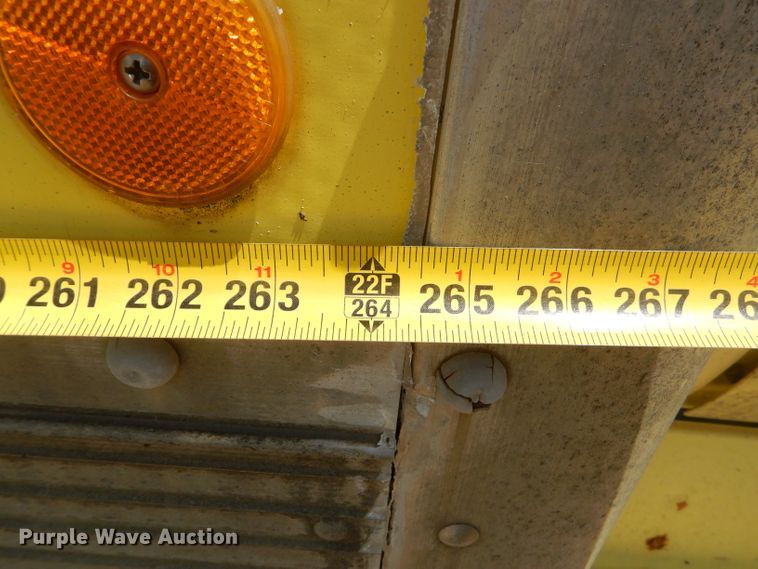 image for item GN9305 1986 GMC 7000 box truck