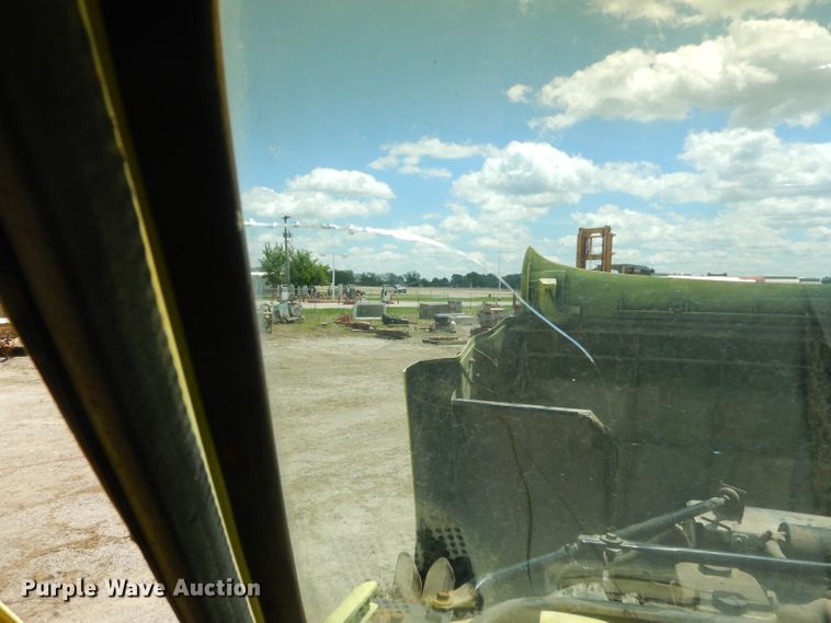 image for item GN9306 1988 GMC 7000 box truck