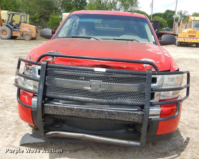 image for item GN9315 2008 Chevrolet Silverado 1500  Crew Cab pickup truck