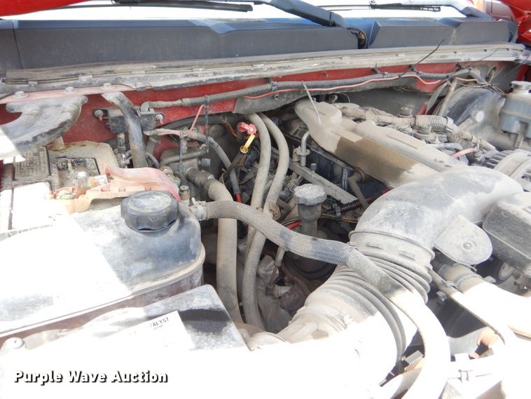 image for item GN9315 2008 Chevrolet Silverado 1500  Crew Cab pickup truck