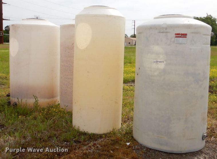 image for item GN9348 (4) poly tanks