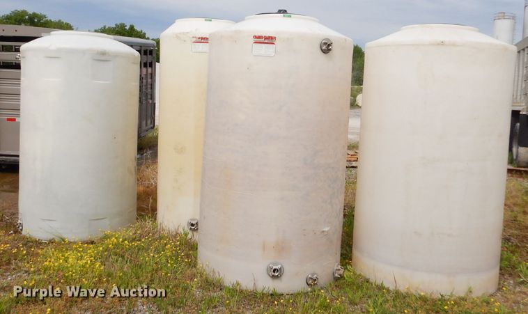 image for item GN9348 (4) poly tanks