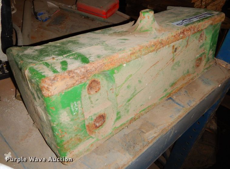 image for item GN9349 John Deere front weight