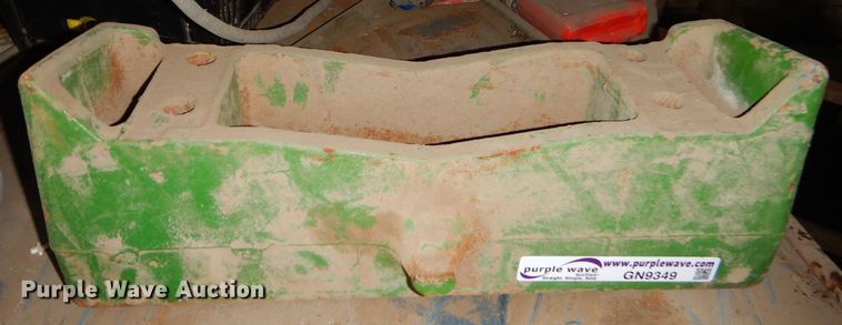 image for item GN9349 John Deere front weight