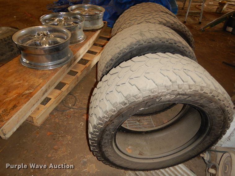 image for item GN9354 Tires and wheels