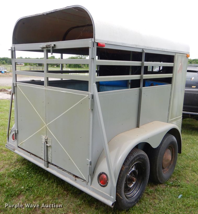 image for item GN9358 Shop built horse trailer