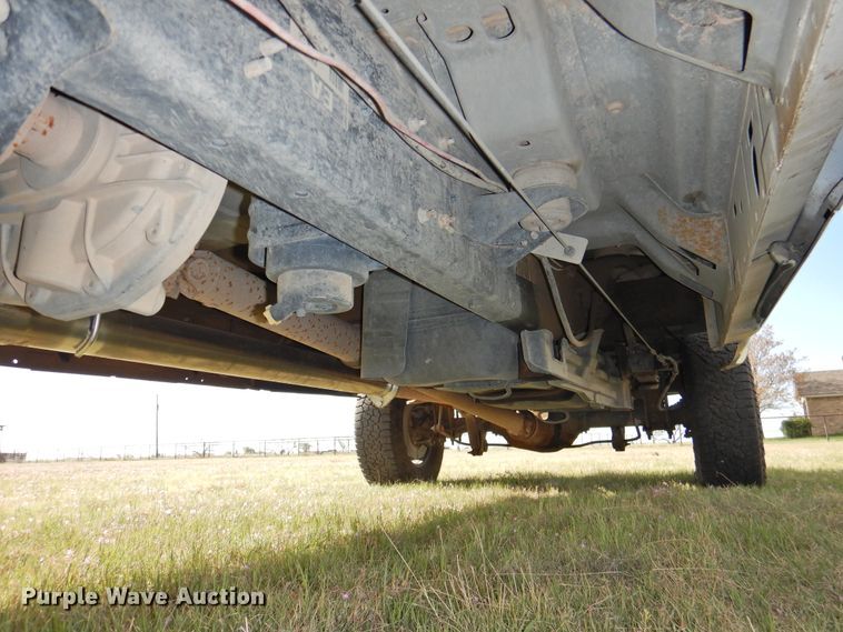 image for item GN9820 2015 Ford F350 Super Duty  Crew Cab pickup truck