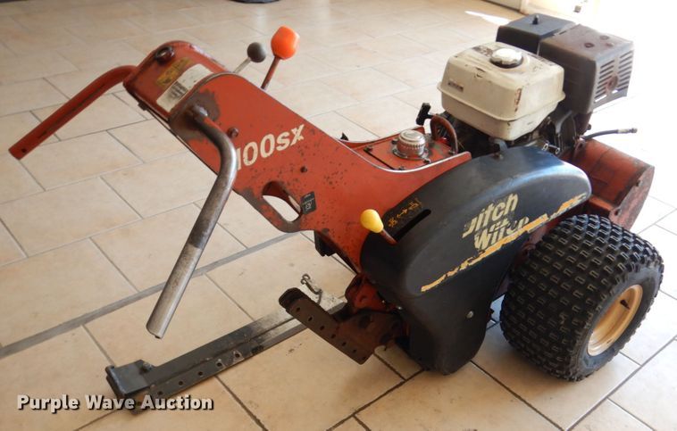 image for item GO9134 2000 Ditch Witch 100SX vibratory cable plow