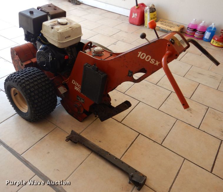 image for item GO9134 2000 Ditch Witch 100SX vibratory cable plow