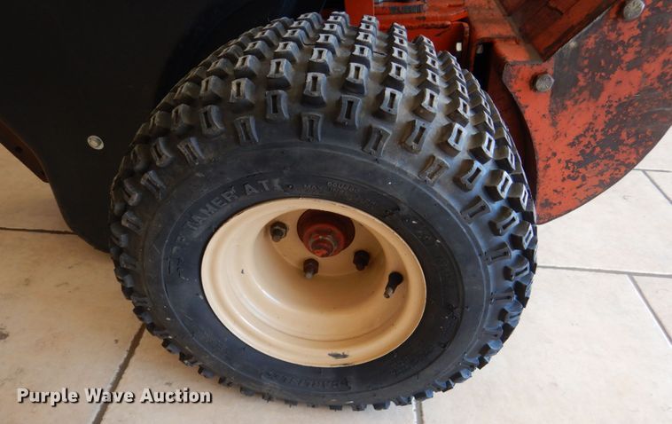 image for item GO9134 2000 Ditch Witch 100SX vibratory cable plow