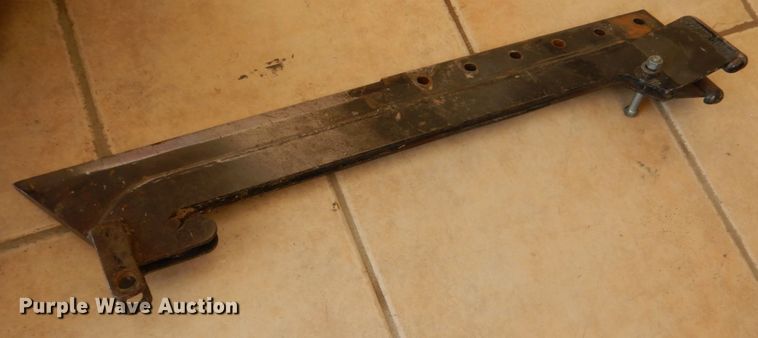 image for item GO9134 2000 Ditch Witch 100SX vibratory cable plow