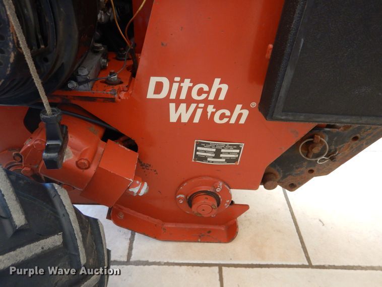 image for item GO9135 2002 Ditch Witch 100SX vibratory cable plow