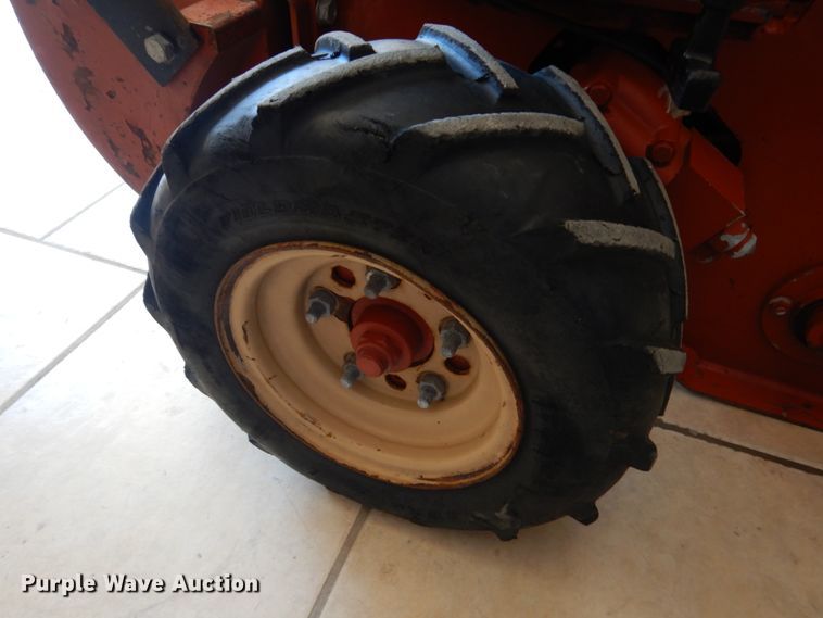 image for item GO9135 2002 Ditch Witch 100SX vibratory cable plow