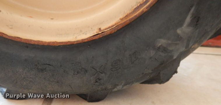 image for item GO9135 2002 Ditch Witch 100SX vibratory cable plow