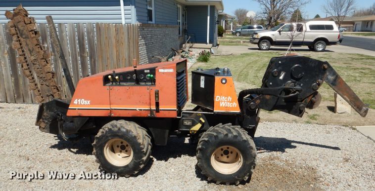 1999 Ditch Witch 410SX trencher in Hays, KS | Item GO9139 sold | Purple