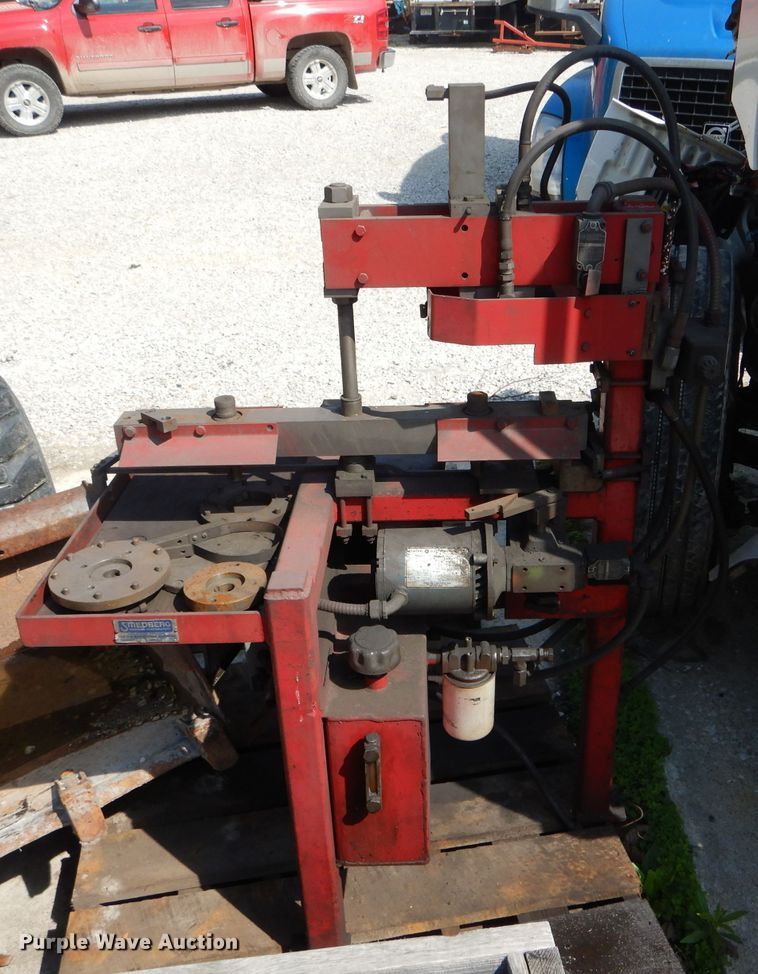 image for item GO9590 Smedberg clutch rebuilding station