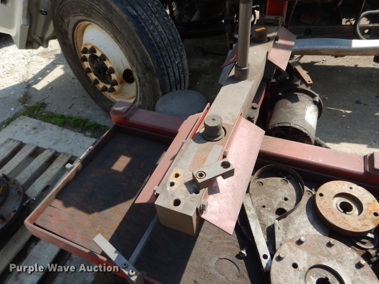 image for item GO9590 Smedberg clutch rebuilding station