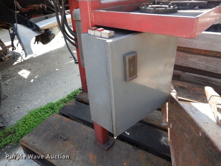 image for item GO9590 Smedberg clutch rebuilding station