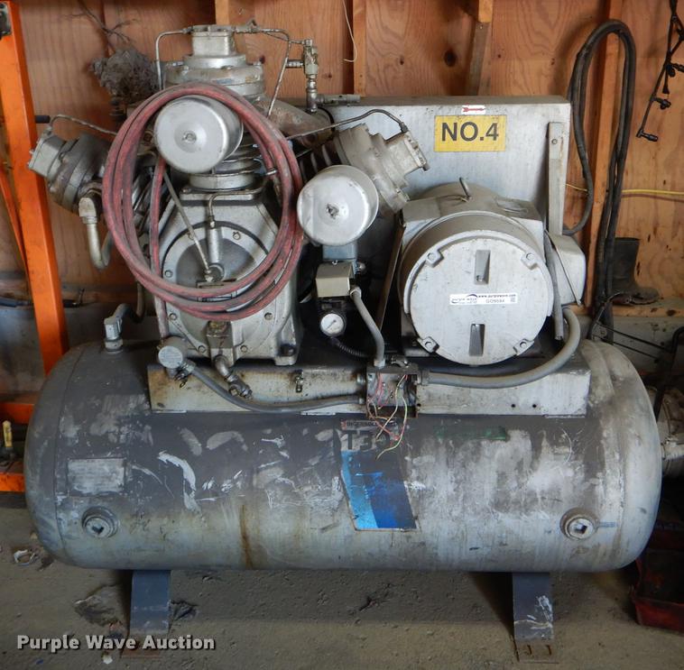 image for item GO9594 Ingersoll Rand T30 air compressor