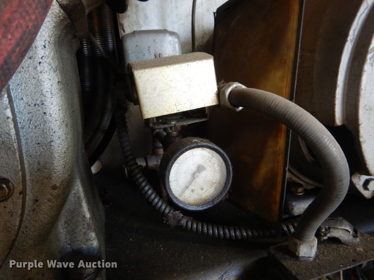 image for item GO9594 Ingersoll Rand T30 air compressor