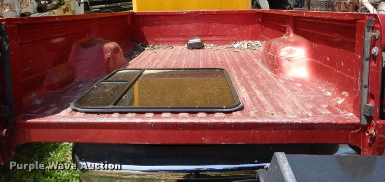 image for item GO9597 1997 Ford F250 pickup truck bed