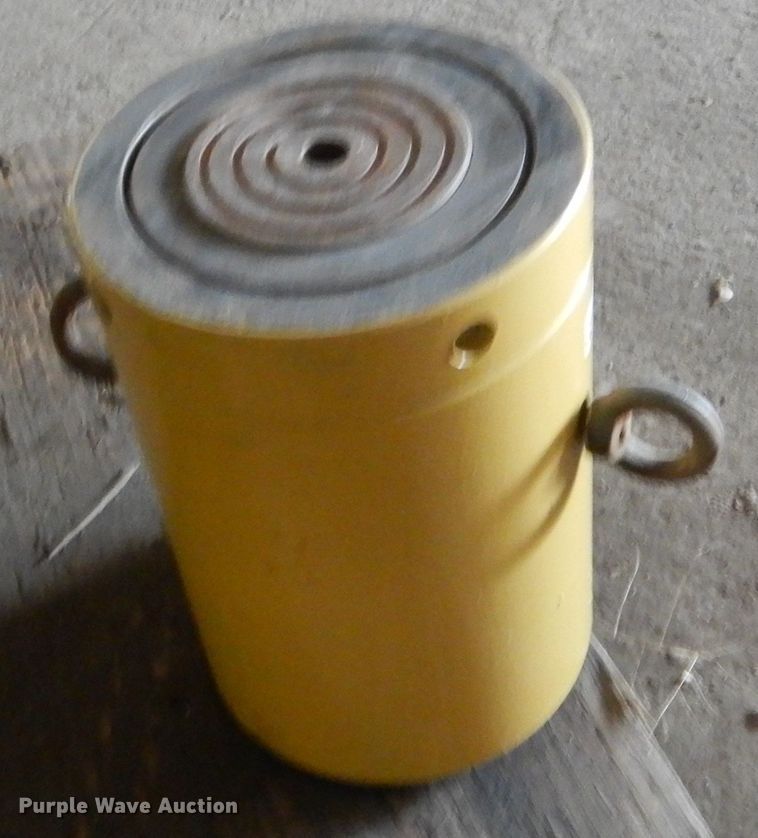 image for item GO9620 Enerpac hydraulic jack