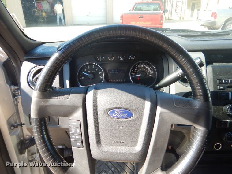 image for item GP9151 2011 Ford F150 XLT  SuperCrew Cab pickup truck