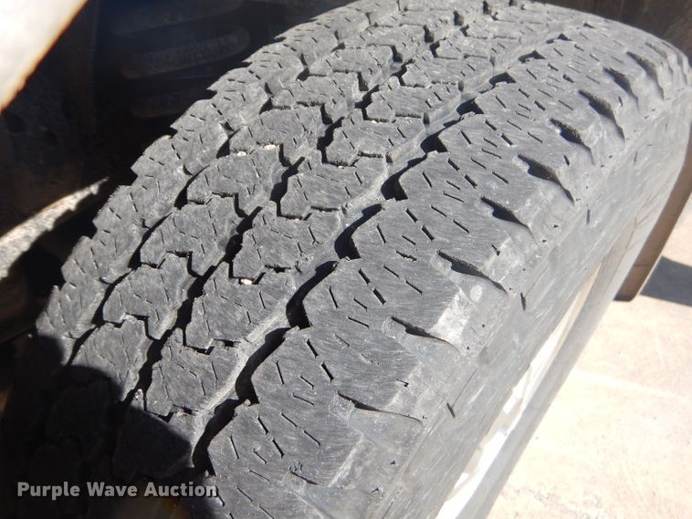 image for item GP9151 2011 Ford F150 XLT  SuperCrew Cab pickup truck