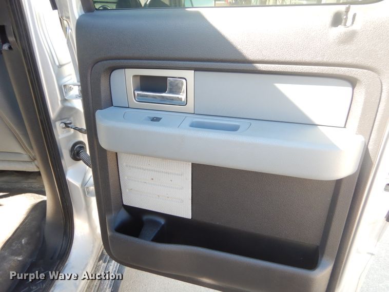 image for item GP9151 2011 Ford F150 XLT  SuperCrew Cab pickup truck