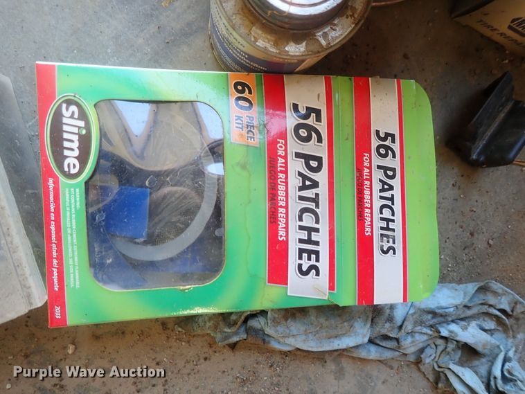 image for item GR9089 Snap-On EEWH311C tire machine