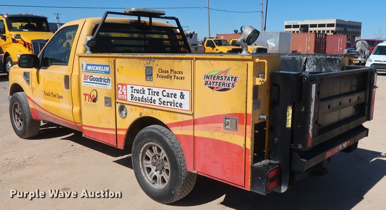 image for item GS9755 2008 Ford F250 Super Duty XL utility bed pickup truck