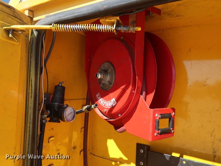 image for item GS9755 2008 Ford F250 Super Duty XL utility bed pickup truck