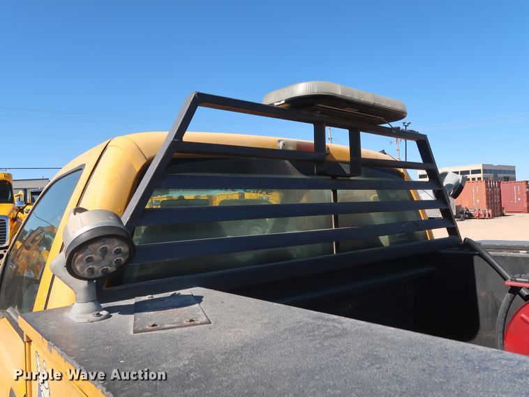 image for item GS9755 2008 Ford F250 Super Duty XL utility bed pickup truck