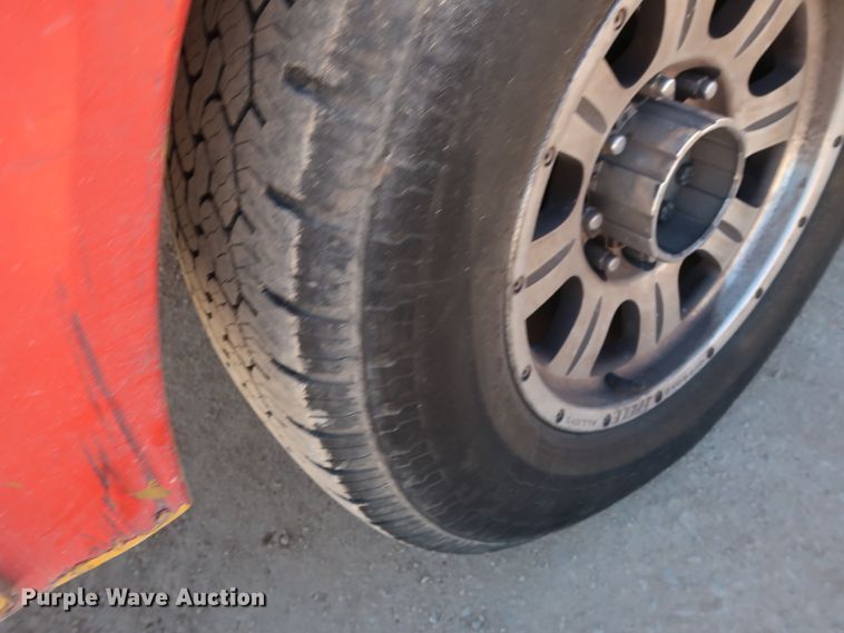 image for item GS9755 2008 Ford F250 Super Duty XL utility bed pickup truck