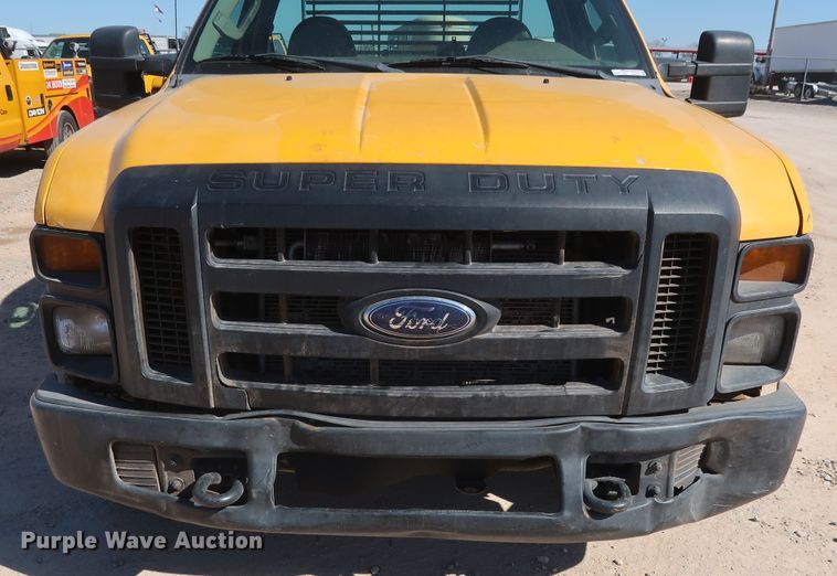 image for item GS9784 2008 Ford F250 Super Duty XL utility bed pickup truck