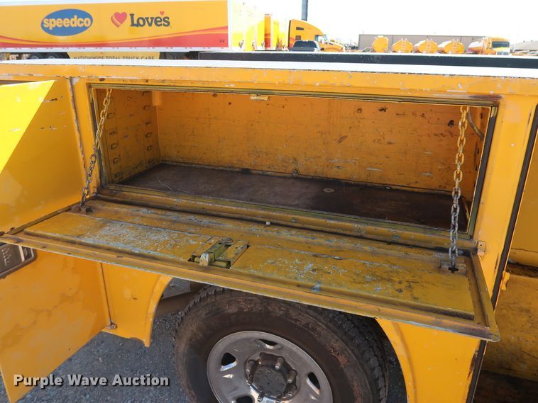 image for item GS9784 2008 Ford F250 Super Duty XL utility bed pickup truck