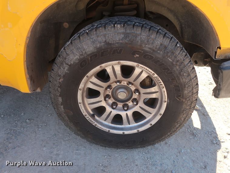 image for item GS9784 2008 Ford F250 Super Duty XL utility bed pickup truck