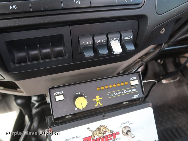 image for item GS9840 2008 Ford F550 Super Duty XLT flatbed truck with boom mower