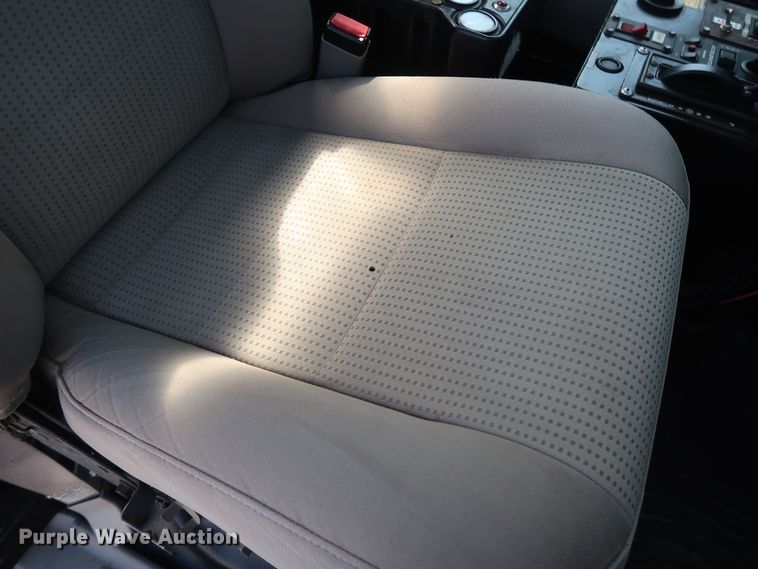 image for item GS9840 2008 Ford F550 Super Duty XLT flatbed truck with boom mower