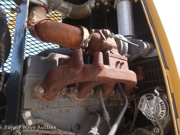 image for item GS9840 2008 Ford F550 Super Duty XLT flatbed truck with boom mower