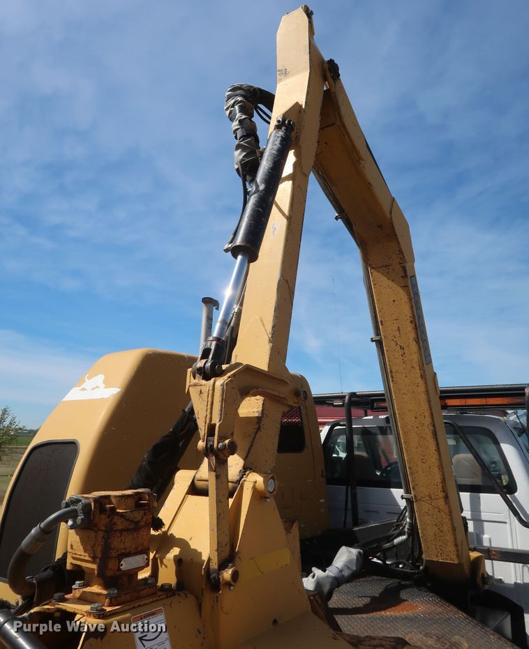 image for item GS9840 2008 Ford F550 Super Duty XLT flatbed truck with boom mower