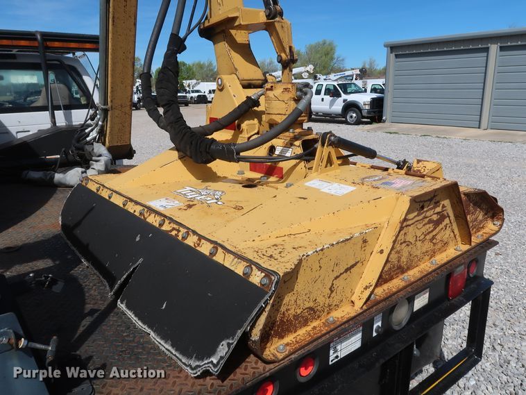 image for item GS9840 2008 Ford F550 Super Duty XLT flatbed truck with boom mower