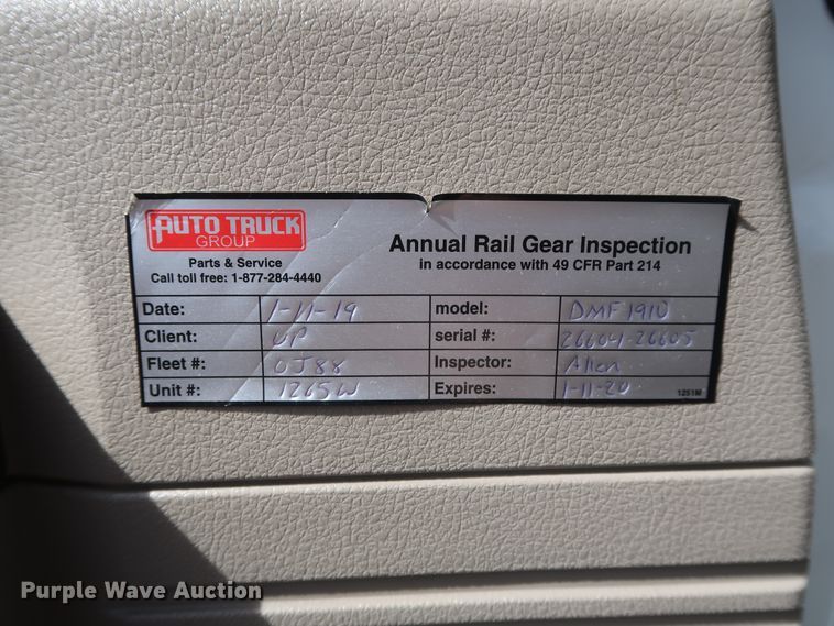 image for item GS9840 2008 Ford F550 Super Duty XLT flatbed truck with boom mower