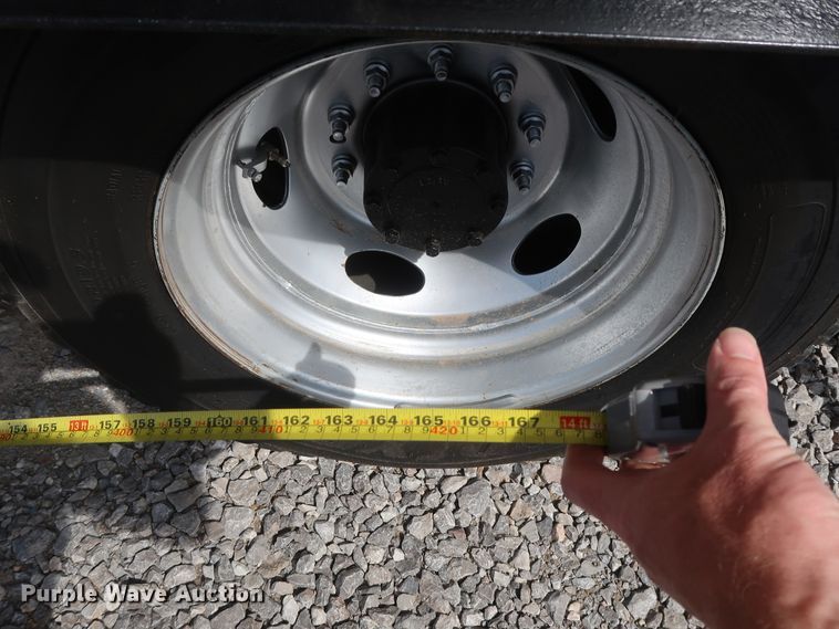 image for item GS9840 2008 Ford F550 Super Duty XLT flatbed truck with boom mower