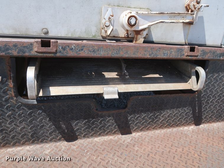 image for item GS9857 2002 Ford Econoline E350 Super Duty box truck
